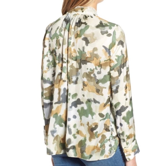 Zadig & Voltaire Tink Camou Blouse V-Neck Lace Trim Green Camo Top Medium M - Picture 2 of 8